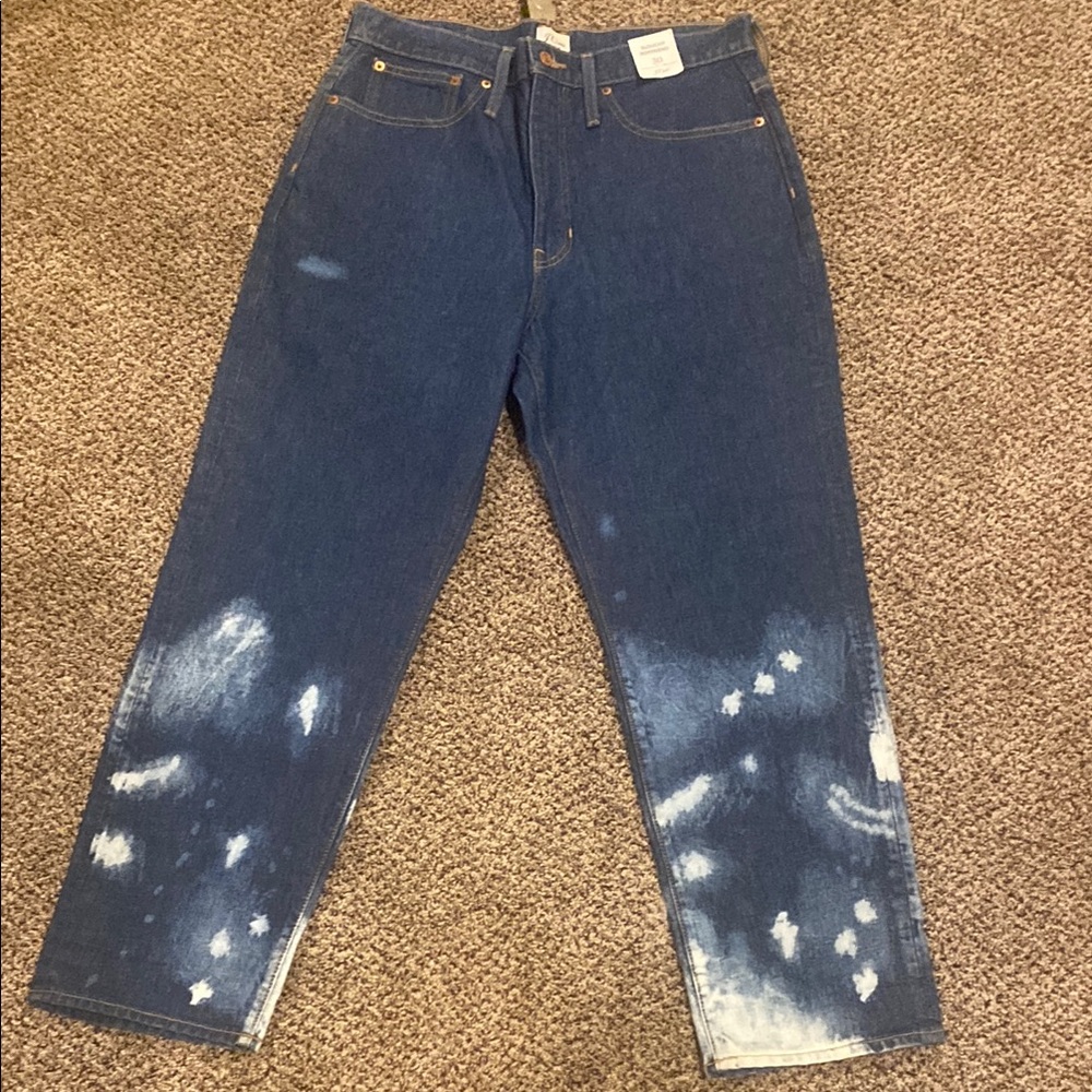 Women’s Blue Jeans with White Accents